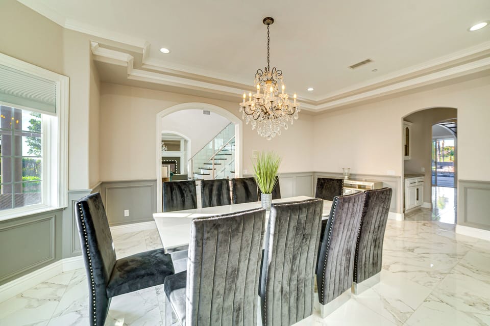 House (4 Bedrooms) | Interior