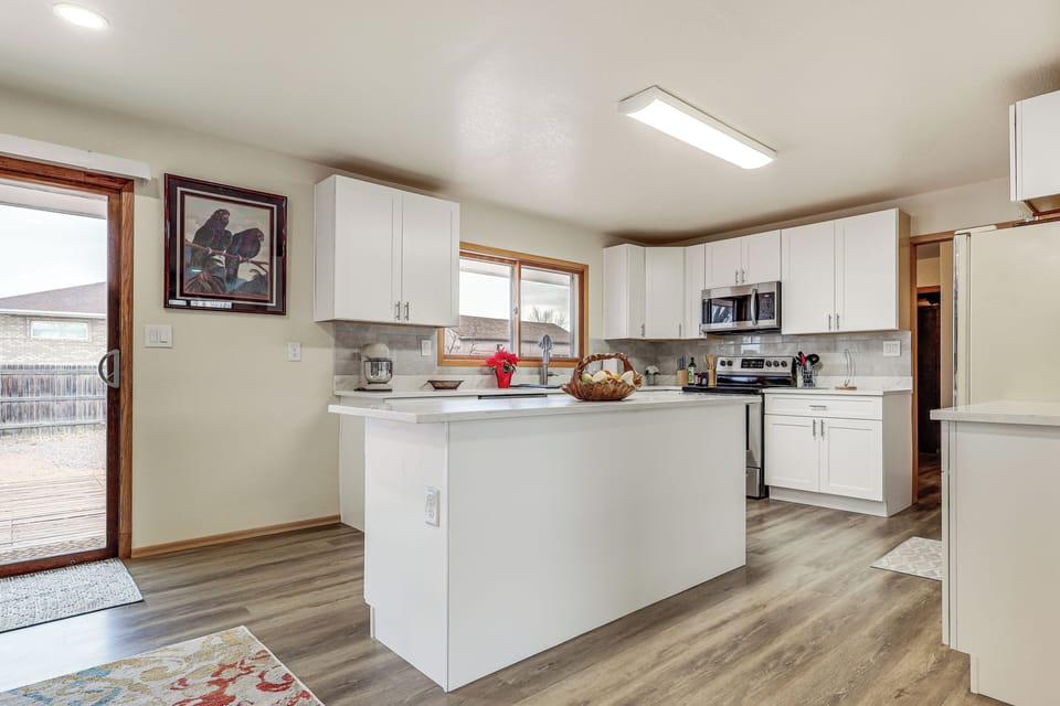 House (3 Bedrooms) | Interior