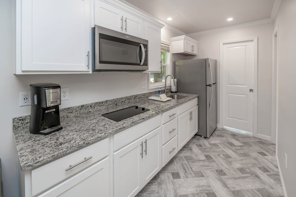 House, 2 Bedrooms | Private kitchen