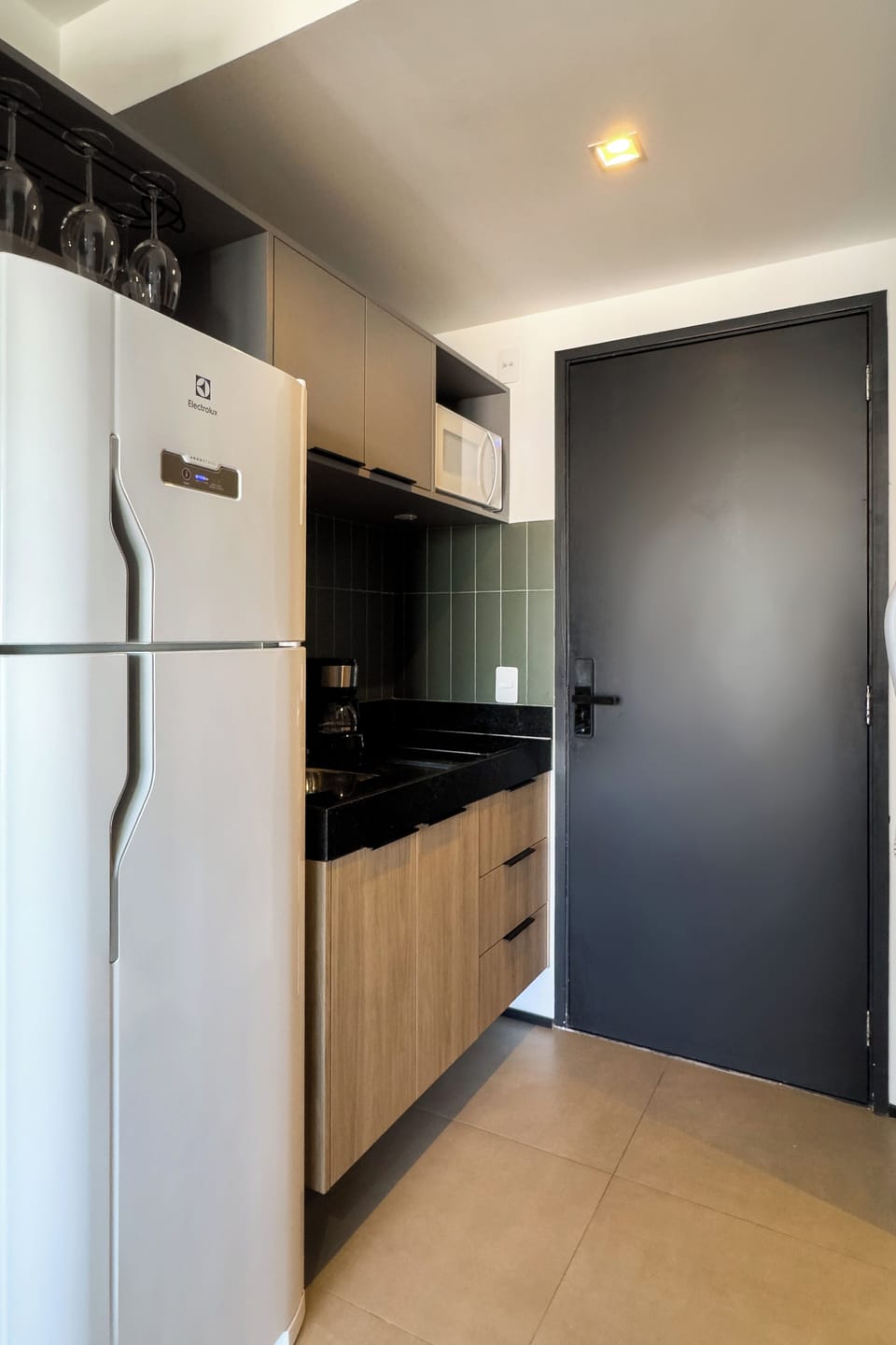 Comfort Apartment, Balcony, Park View | Private kitchen