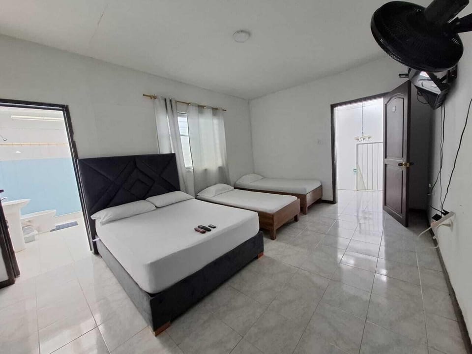 Twin Room | Free WiFi