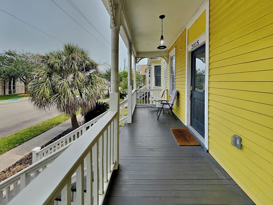 House (3 Bedrooms) | Property amenity