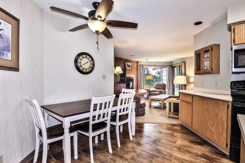 Condo, 1 King Bed with Sofa bed, Fireplace, Garden View (Pointe Unit 102) | 1 bedroom, individually decorated, individually furnished