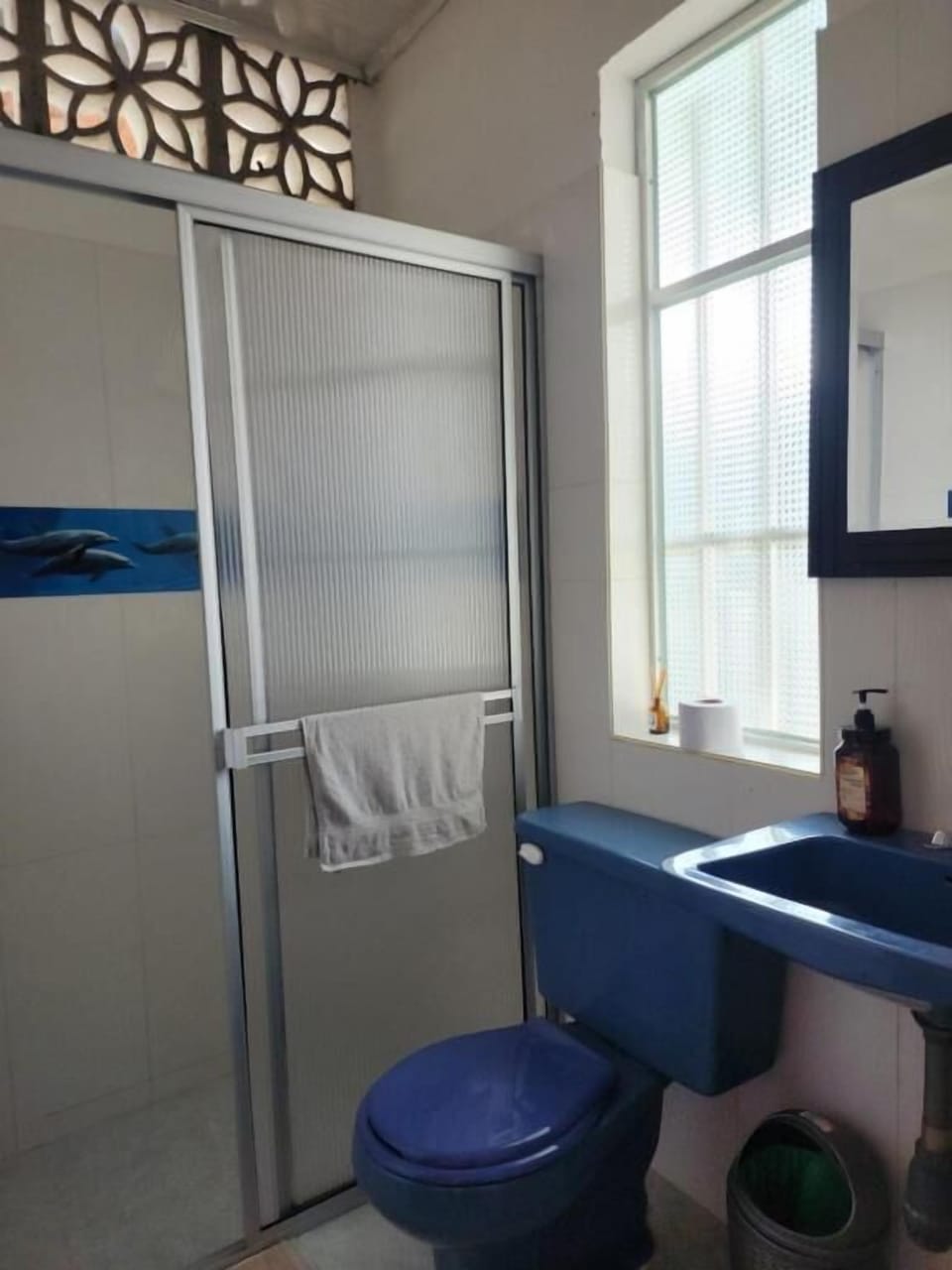 Family Room | Bathroom