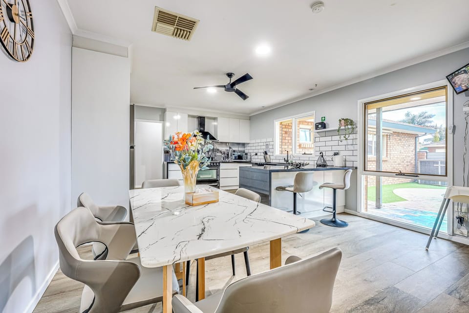 Townhome, Garden View | Private kitchen