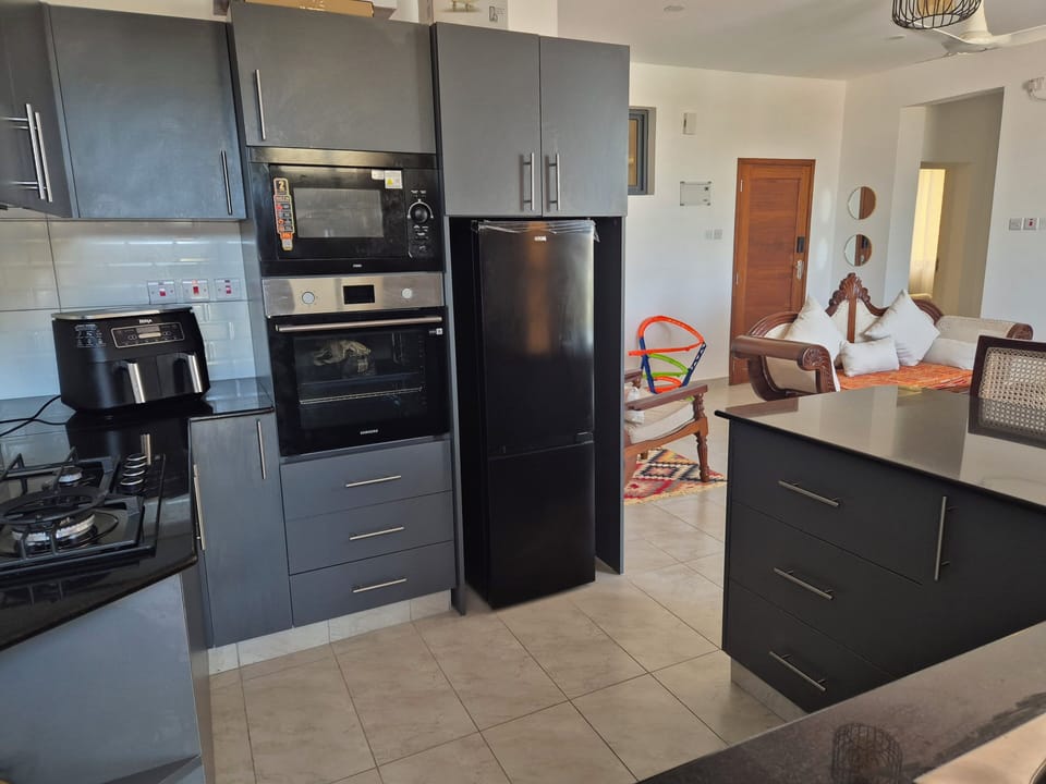 Apartment, 2 Bedrooms, Accessible, Balcony | Interior