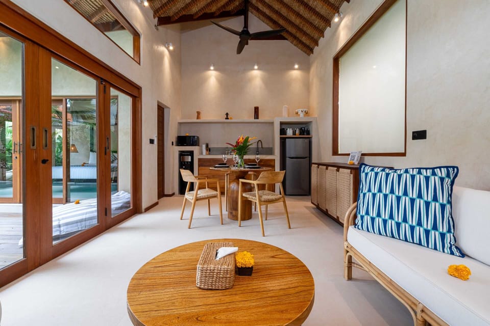 Basic House | Living area