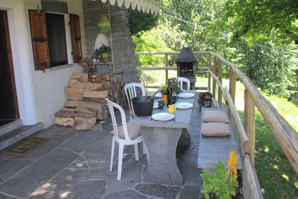 Family Chalet, 1 Bedroom, Balcony, Mountainside (Ca Brunella 1) | BBQ/picnic area