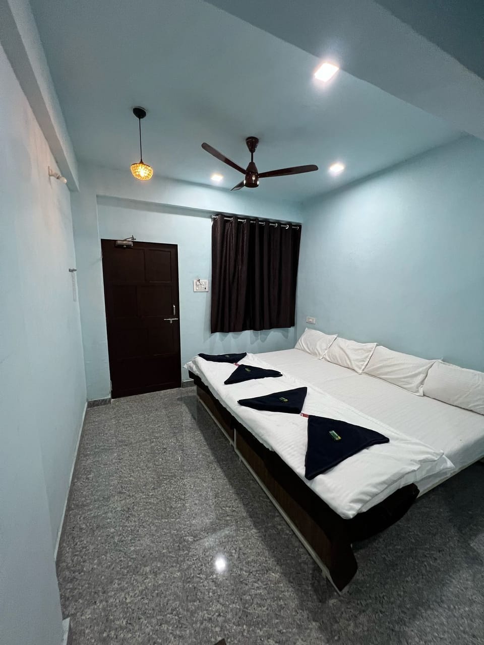 Deluxe Double Room | Desk, laptop workspace, free WiFi
