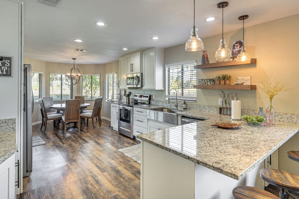 House (4 Bedrooms) | Interior