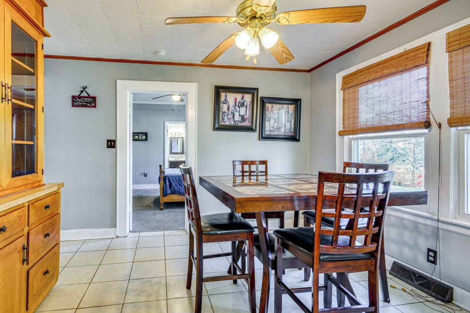 House (2 Bedrooms) | Interior