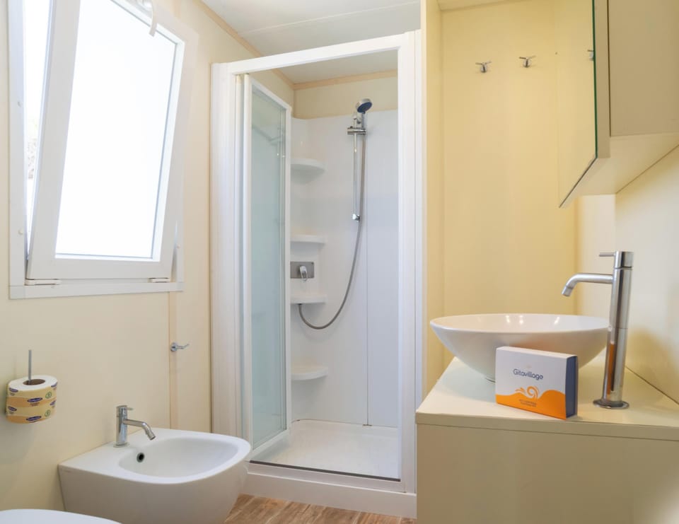 Comfort Bungalow | Bathroom