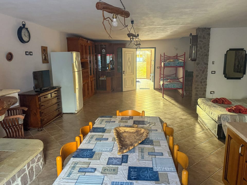 Apartment | Dining
