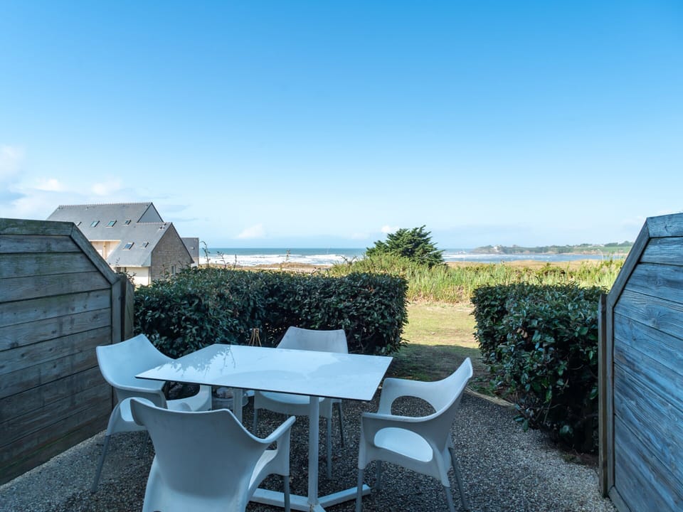 Apartment | Outdoor dining