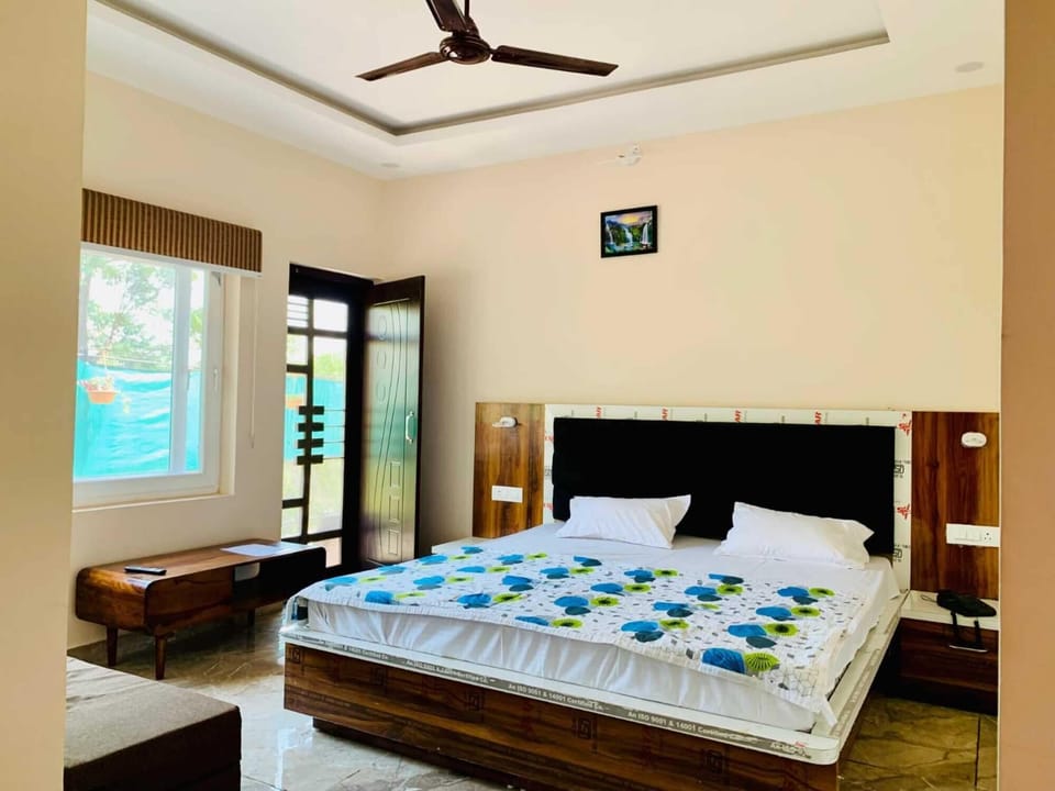 Family Room | Rollaway beds (surcharge), WiFi (free), bed sheets