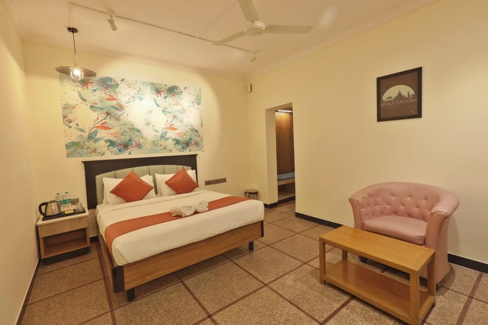 Deluxe Double Room | Soundproofing