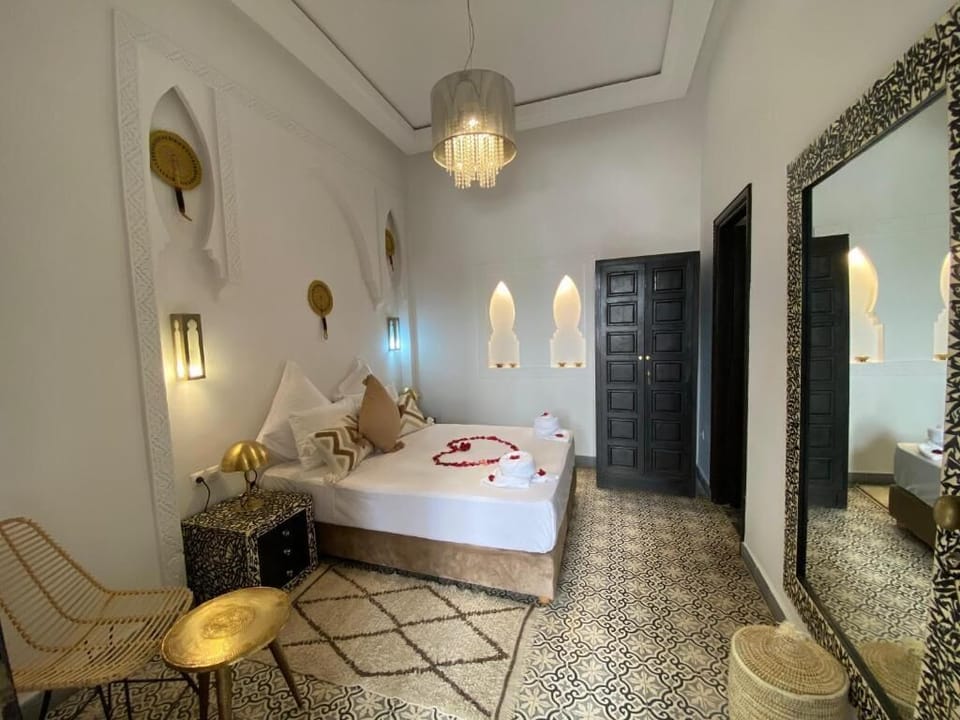 Double Room | In-room safe, blackout drapes, free cribs/infant beds, free WiFi