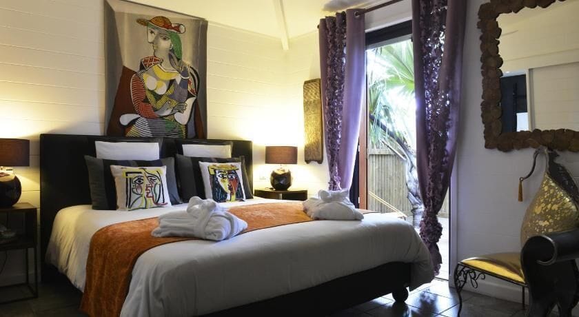Layana | In-room safe, free WiFi