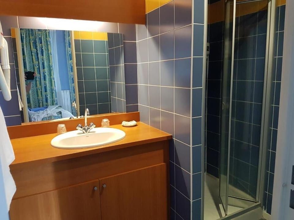 Comfort Double Room | Bathroom