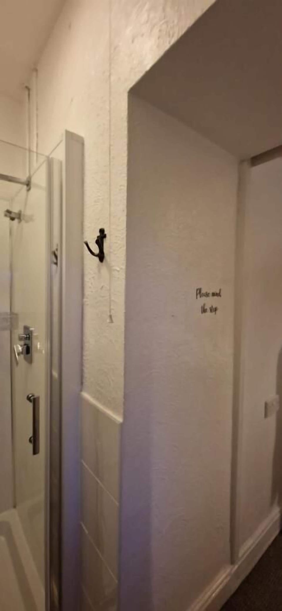 Standard Twin Room, Mountain View | Bathroom