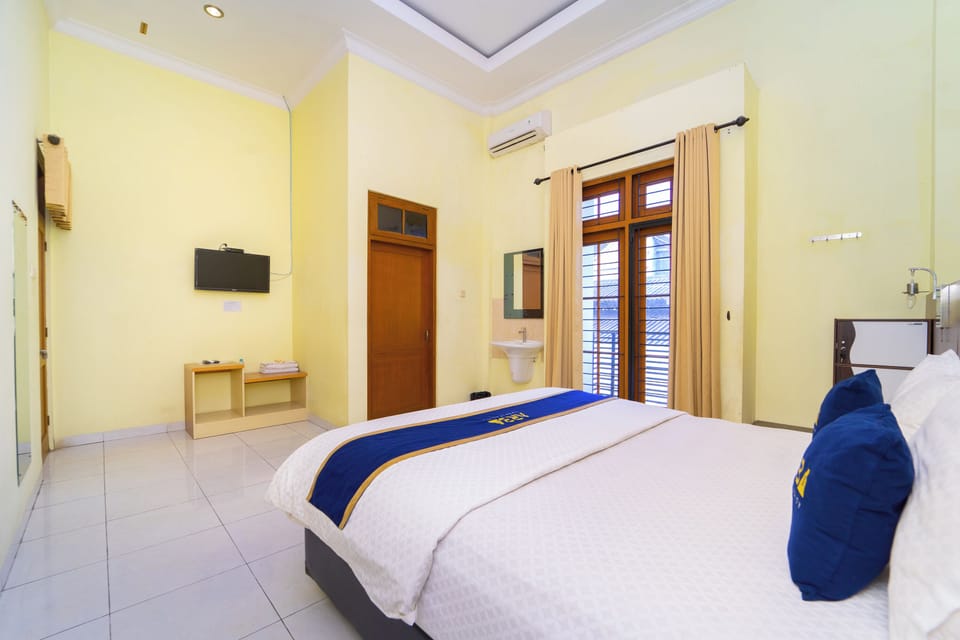 Deluxe Double Room | Desk, free WiFi