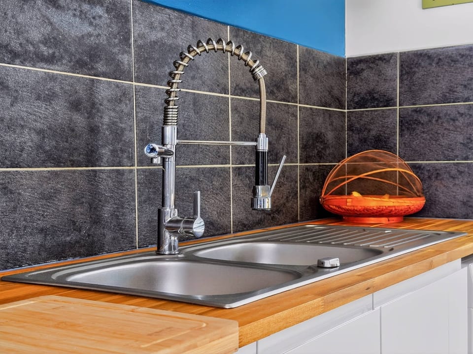 Comfort Apartment, Balcony, Beach View | Private kitchen | Toaster, highchair, spices, cleaning supplies