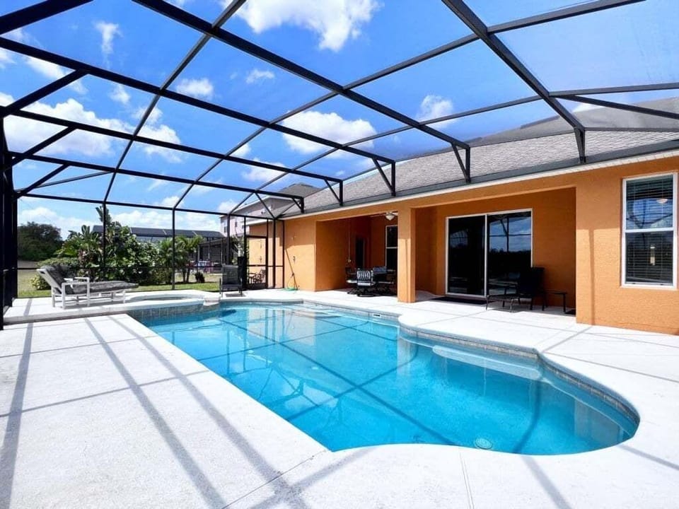 House, 5 Bedrooms | Pool | A heated pool
