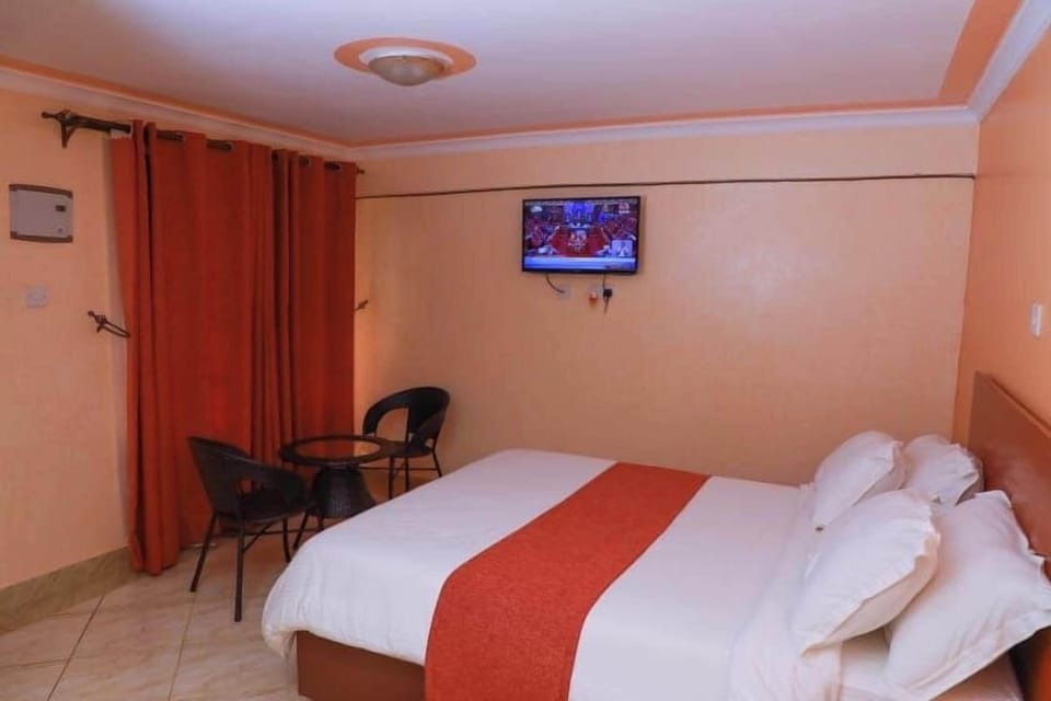 Deluxe Double Room, City View | Individually decorated, individually furnished, free WiFi, bed sheets