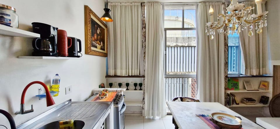 Basic Apartment | Private kitchen | Fridge, microwave, cookware/dishes/utensils