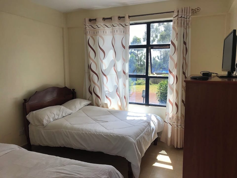 Deluxe Twin Room | Free WiFi, bed sheets