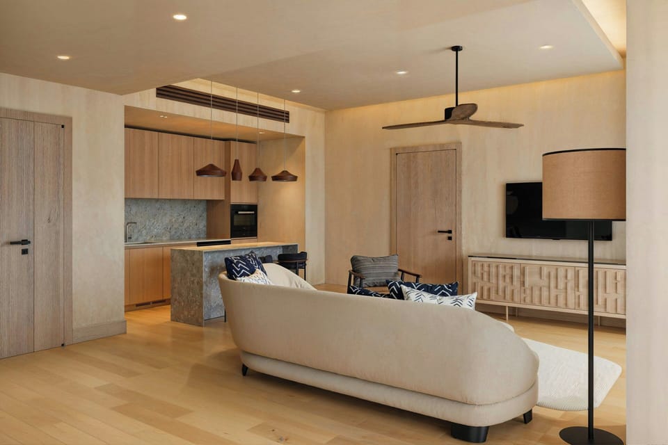 Presidential Suite, 1 King Bed, Ocean View | Living room