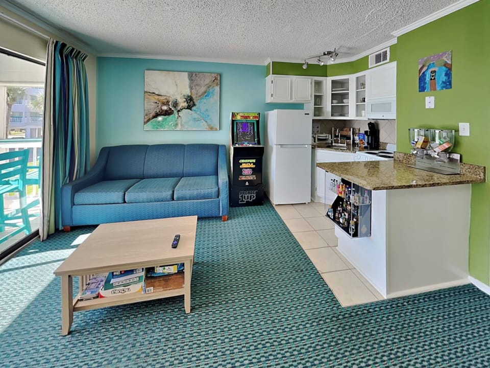 Condo (1 Bedroom) | Property amenity
