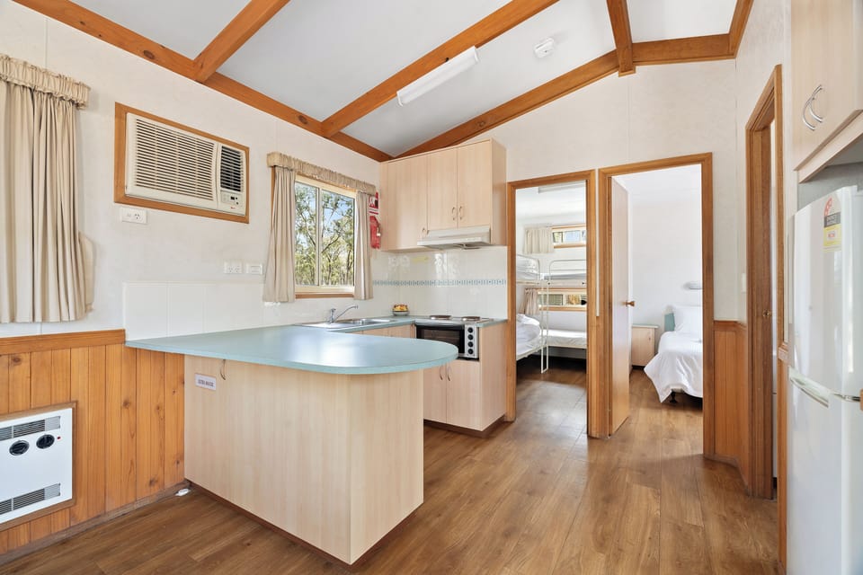 2 Bedroom Lakeview D2456 @ Laanecoorie Lakeside | Private kitchen