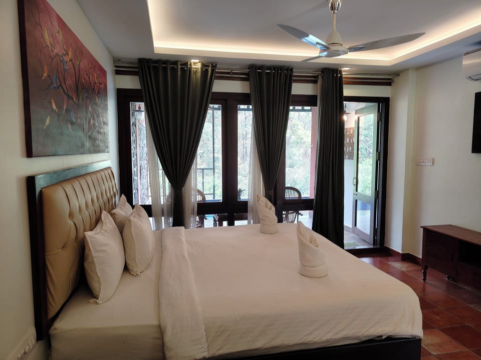 Exclusive Double Room, River View | Blackout drapes, iron/ironing board, free WiFi