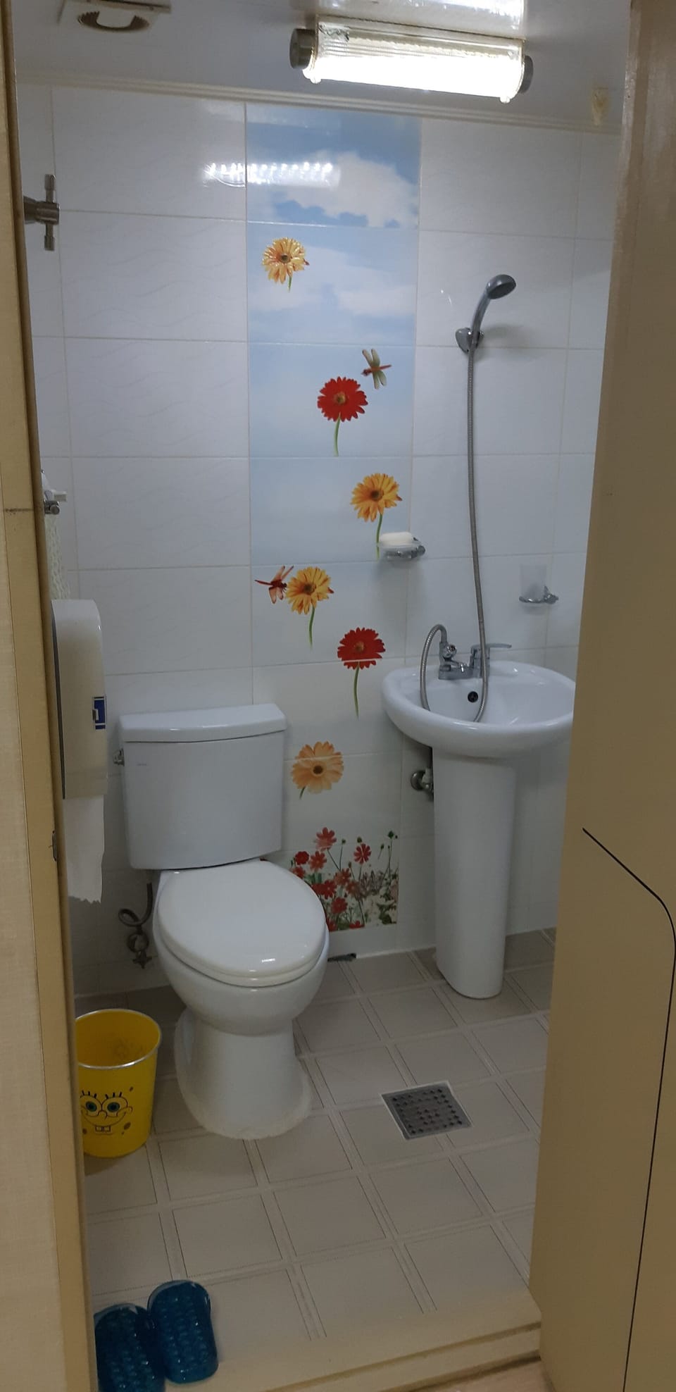 Standard Double Room | Bathroom | Free toiletries, hair dryer, towels, soap