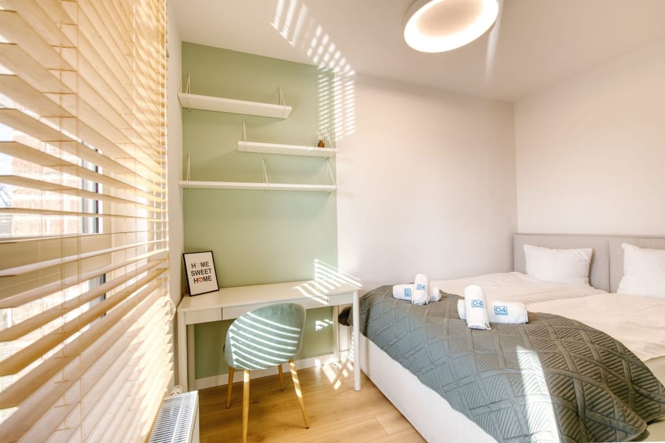 Comfort Apartment, Balcony, Courtyard View | Blackout drapes, iron/ironing board, free WiFi