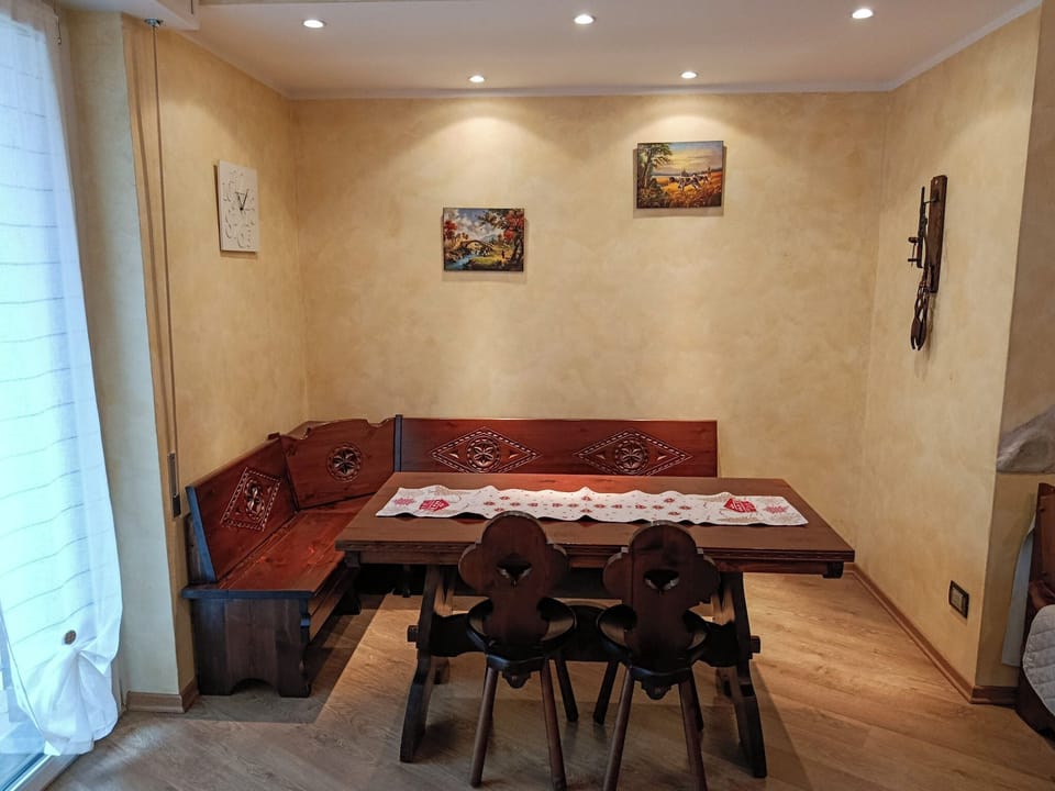 Apartment, Balcony, City View | Interior