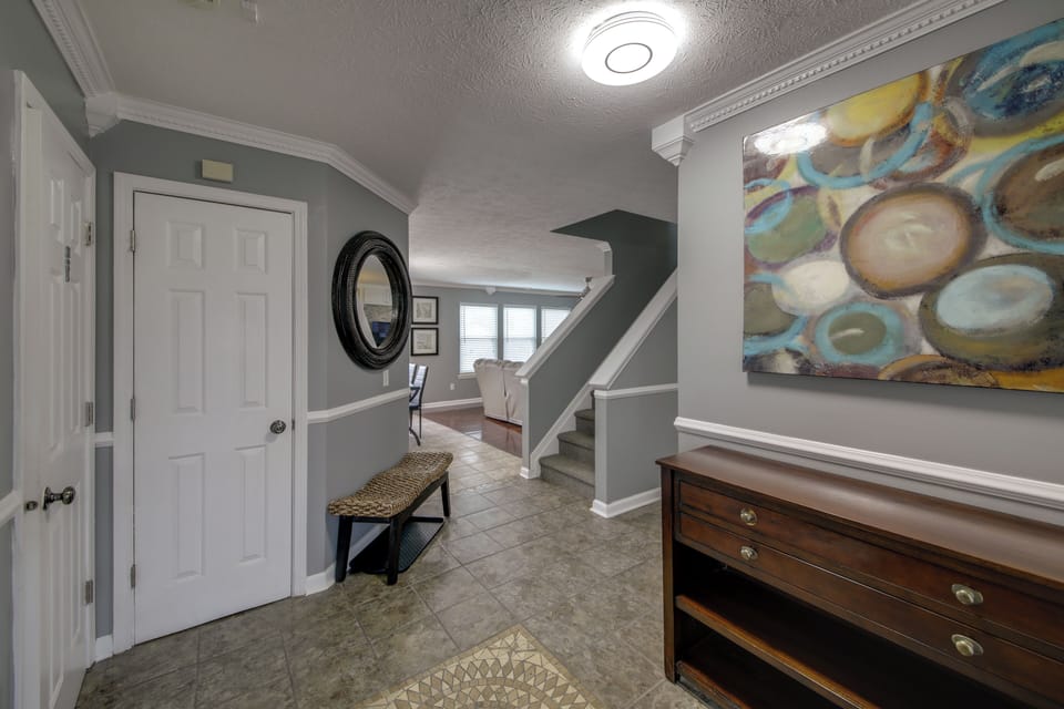House (5 Bedrooms) | Interior