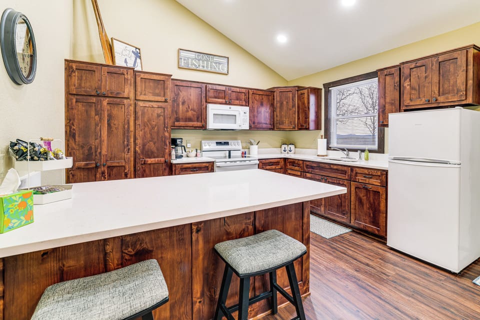 House (2 Bedrooms) | Interior