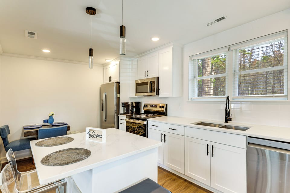 House (3 Bedrooms) | Interior
