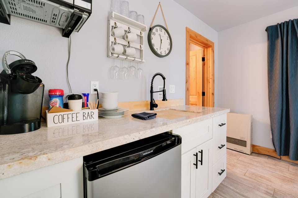 Apartment (0 Bedroom) | Interior