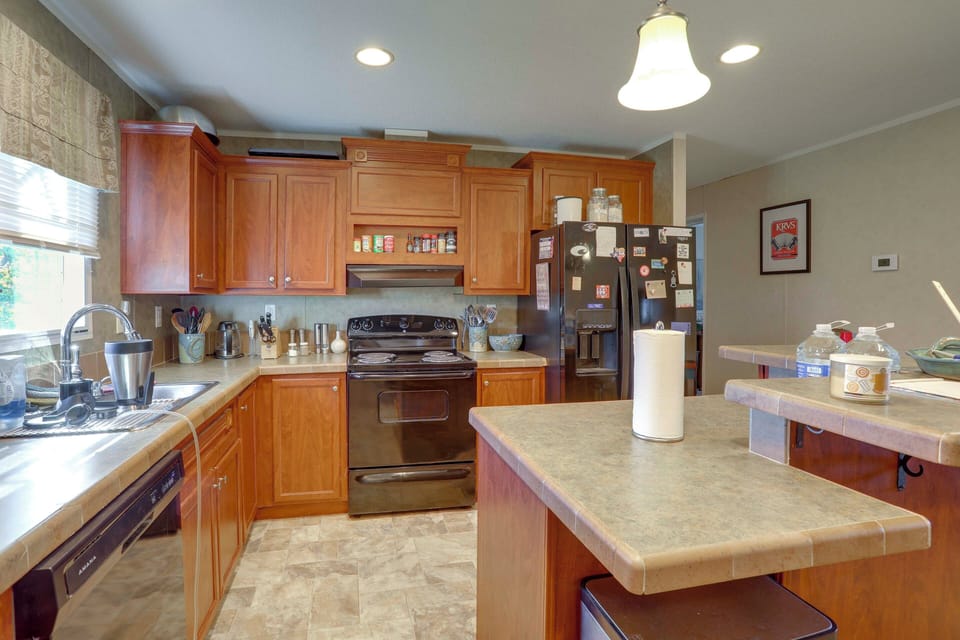 House (3 Bedrooms) | Interior