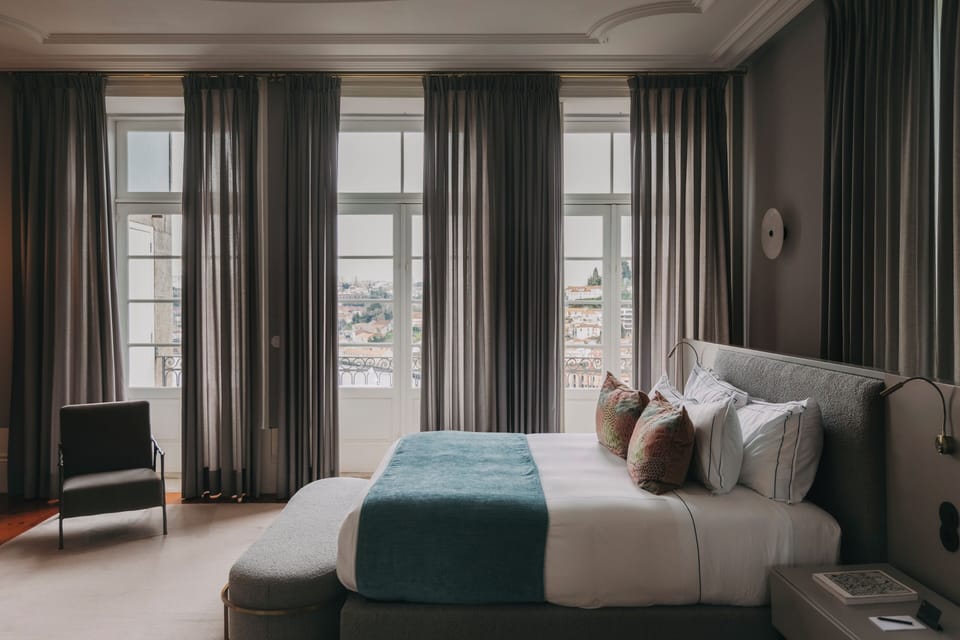 Royal Suite (Suite Royal with Balcony) | In-room safe, blackout drapes, soundproofing, free WiFi