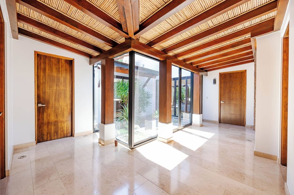 Luxury House, 5 Bedrooms, Private Pool | Interior