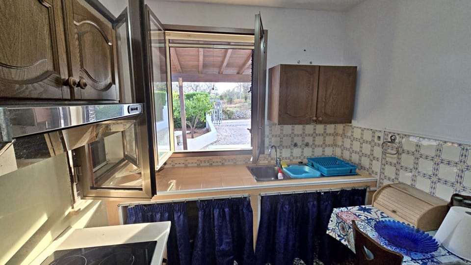House, Smoking | 3 bedrooms