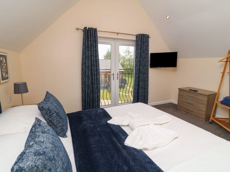 3 bedrooms, WiFi (free), individually decorated, individually furnished