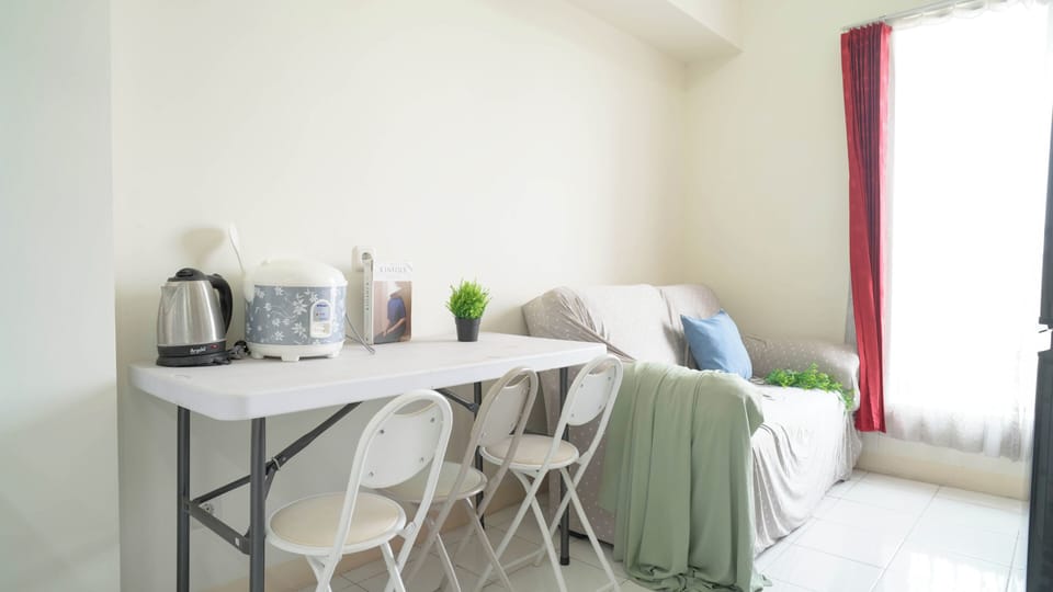 Standard Apartment | Living room