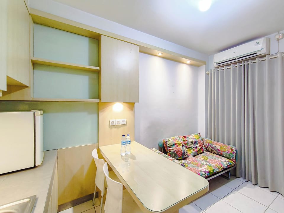 Standard Apartment | Living area
