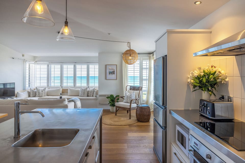 Superior Apartment, Ocean View | Private kitchen