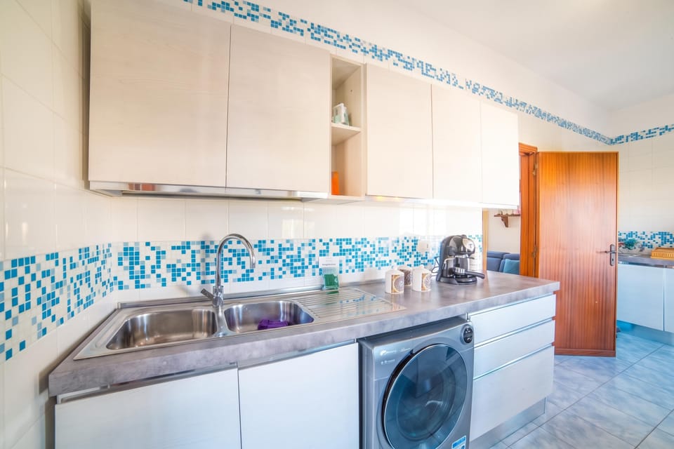 Standard Apartment, 3 Bedrooms, Balcony (Tramonto D'Oro Apartment Near The) | Private kitchen | Microwave